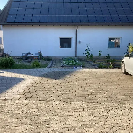 Geraeumige In Ruhiger Lage, Perfekt Zum Entspannen *